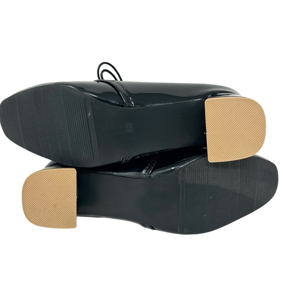 Women's Block Heel Oxford Patent Leather Pumps - Picture 3 of 5